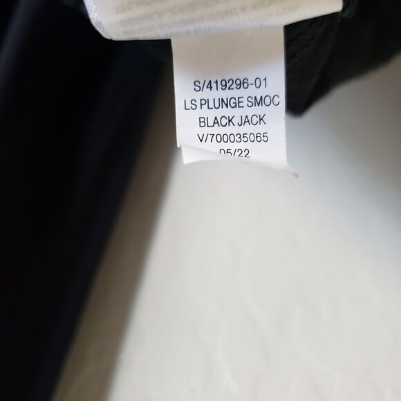 Old Navy Smocked Plunge V-Neck Eyelet Maxi Dress Black Size XL Peasant Cottage - Picture 13 of 13